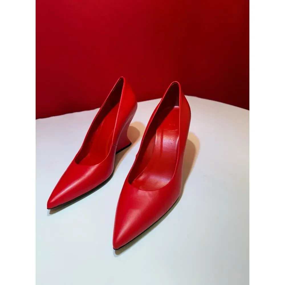 Sz 40 US 8.5 Italy Pumps Sheepskin Red 8 Yoox Wedge Pointed Toe Geometric Heel